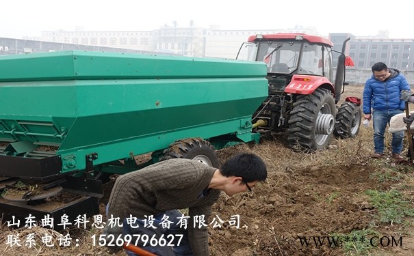 多功能农家肥撒肥车高品质有机肥撒肥机厂家直销